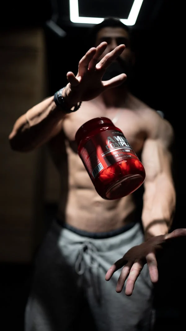 BCAAs: The Ultimate Guide to Branched-Chain Amino Acids for Muscle Growth and Recovery